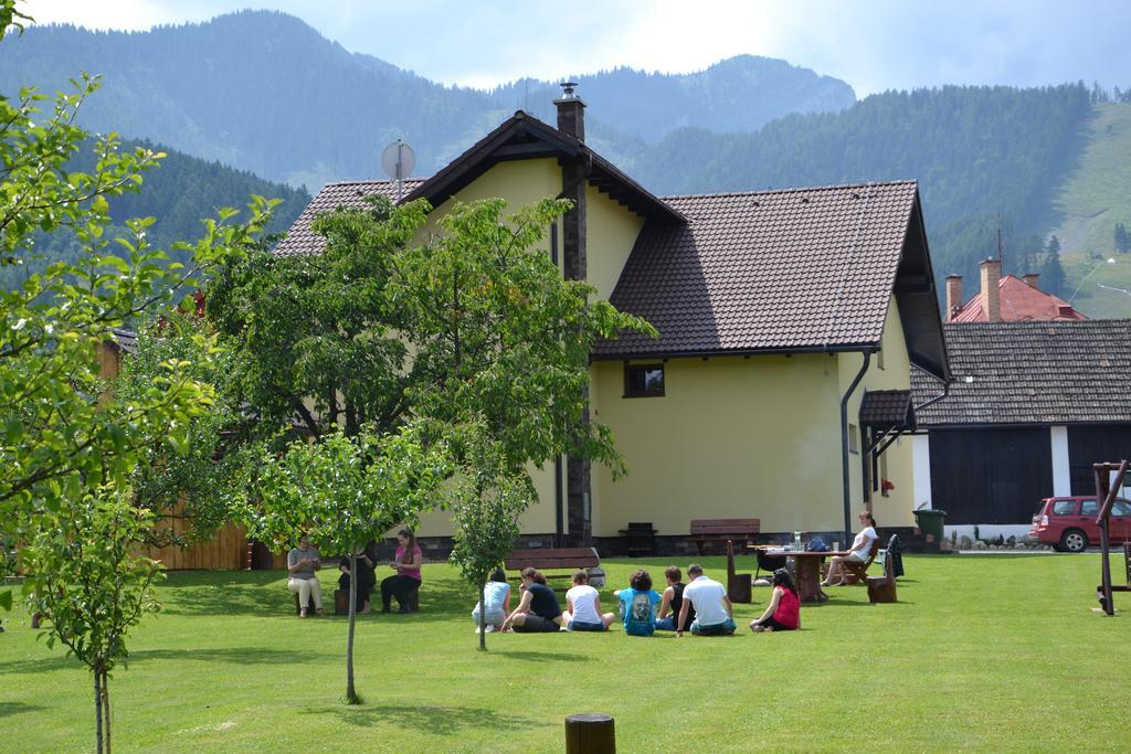 Skipension Jasna Pavčina Lehota Buitenkant foto