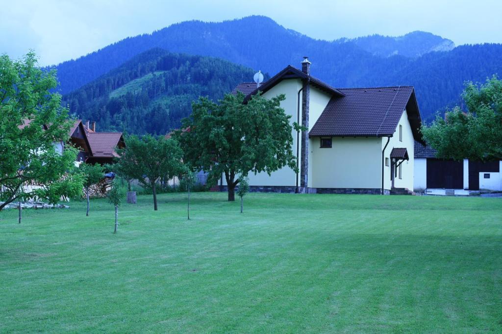 Skipension Jasna Pavčina Lehota Buitenkant foto