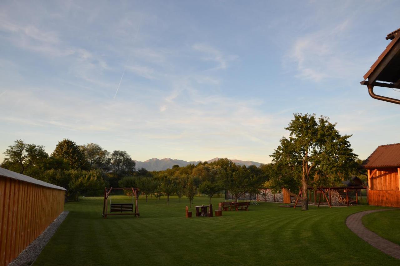 Skipension Jasna Pavčina Lehota Buitenkant foto